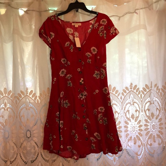 Aeropostale Dresses & Skirts - Floral button-front shirt dress